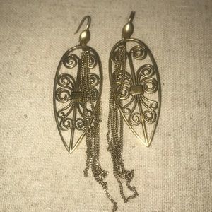 2inch platted Pedal Earrings